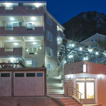 Apartments Marina 스베티스테판 외부 사진
