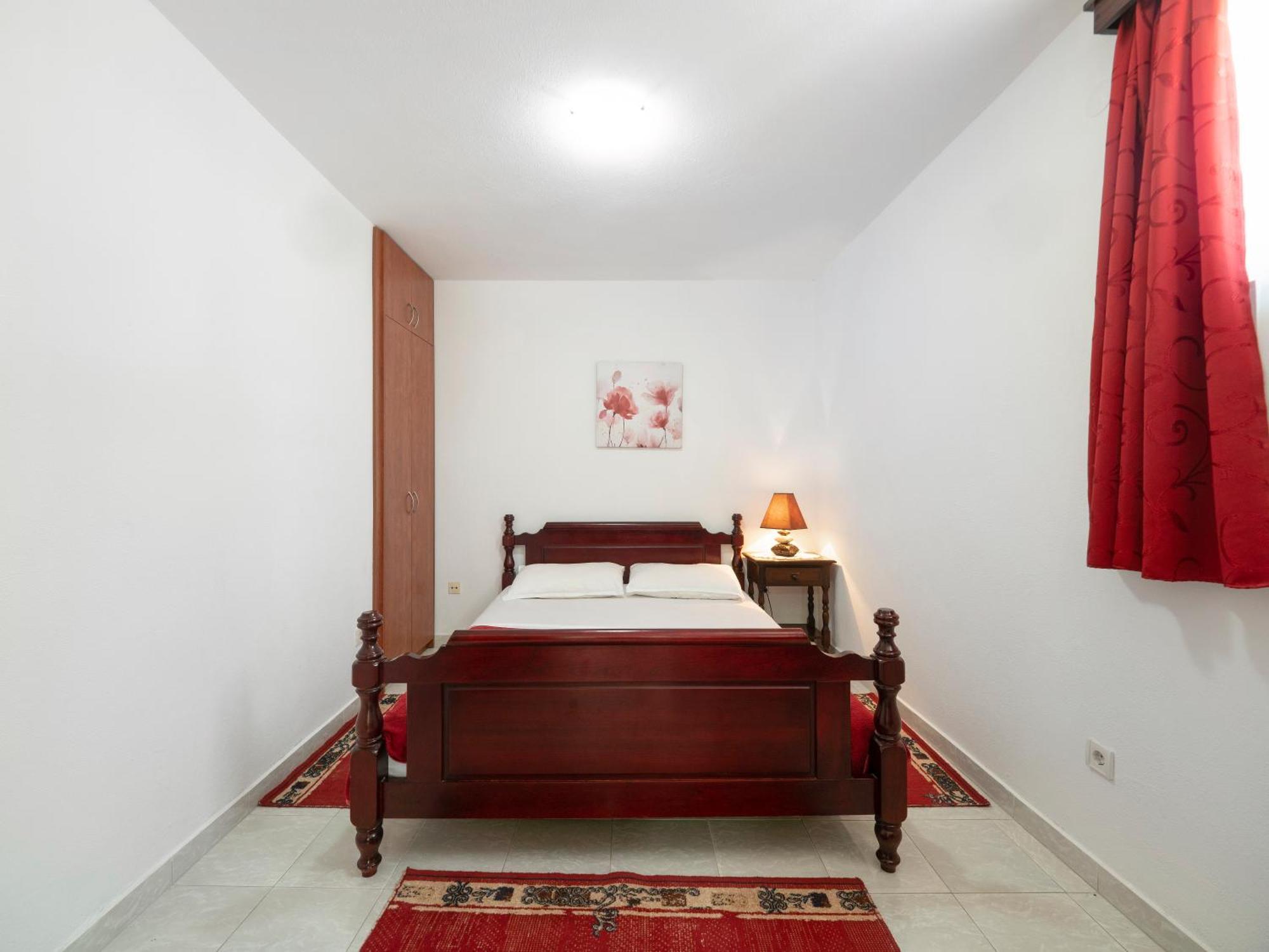 Apartments Marina 스베티스테판 외부 사진