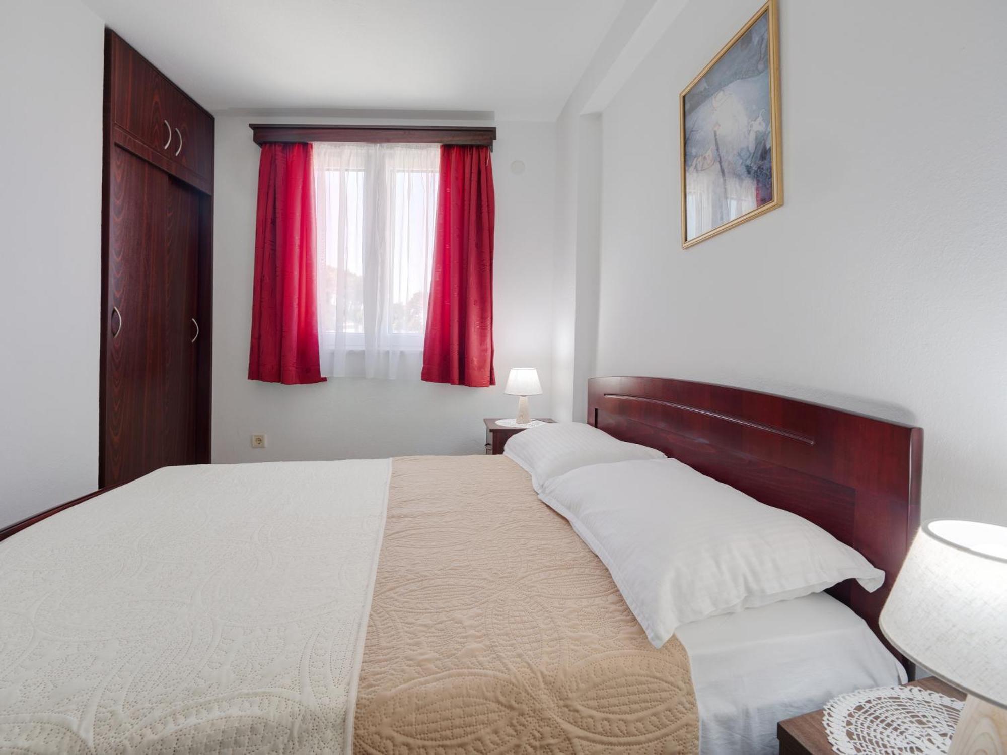 Apartments Marina 스베티스테판 외부 사진