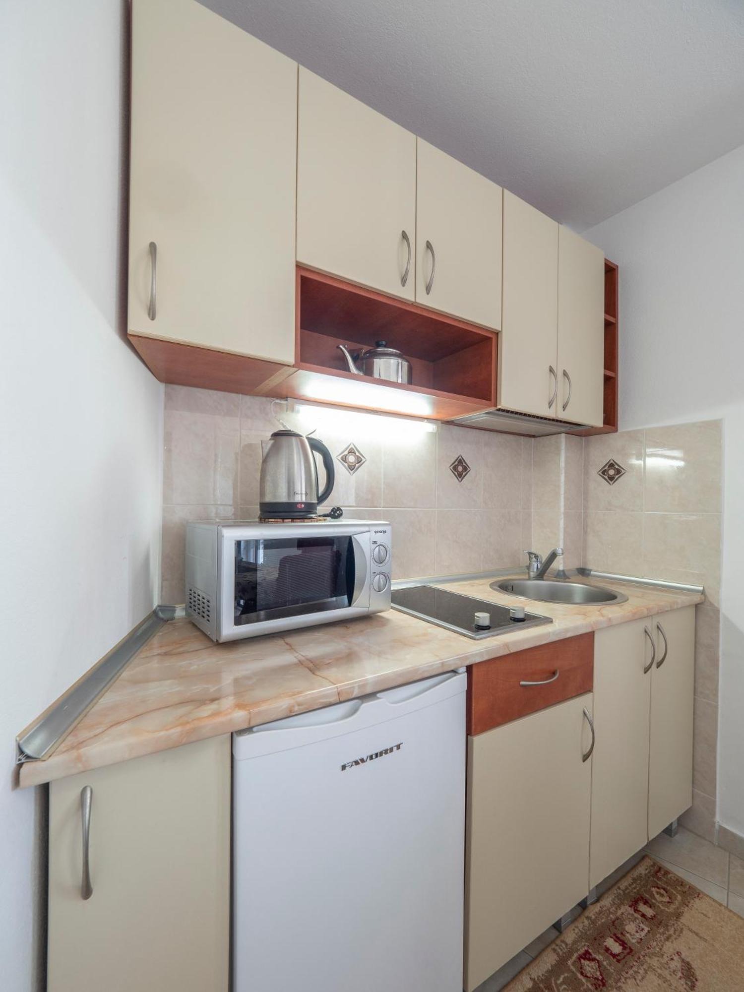 Apartments Marina 스베티스테판 외부 사진