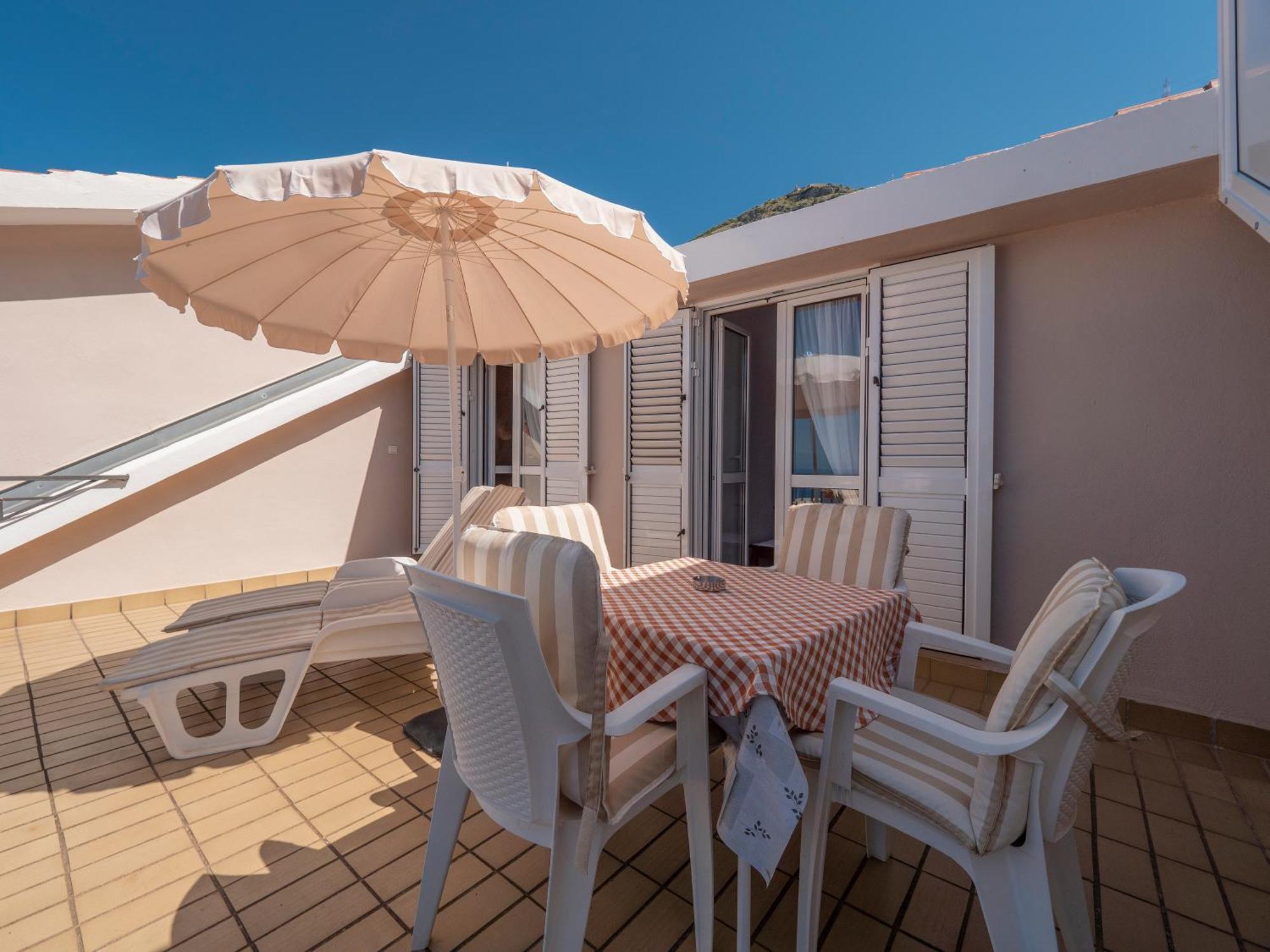 Apartments Marina 스베티스테판 외부 사진