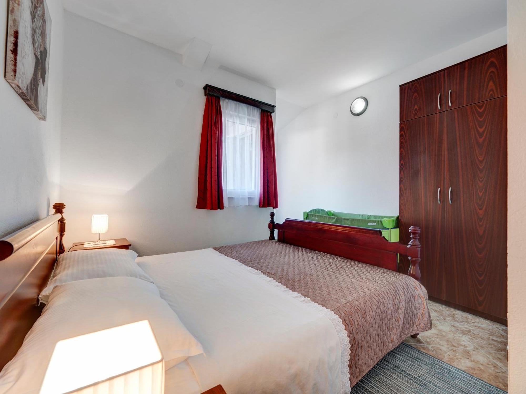 Apartments Marina 스베티스테판 외부 사진