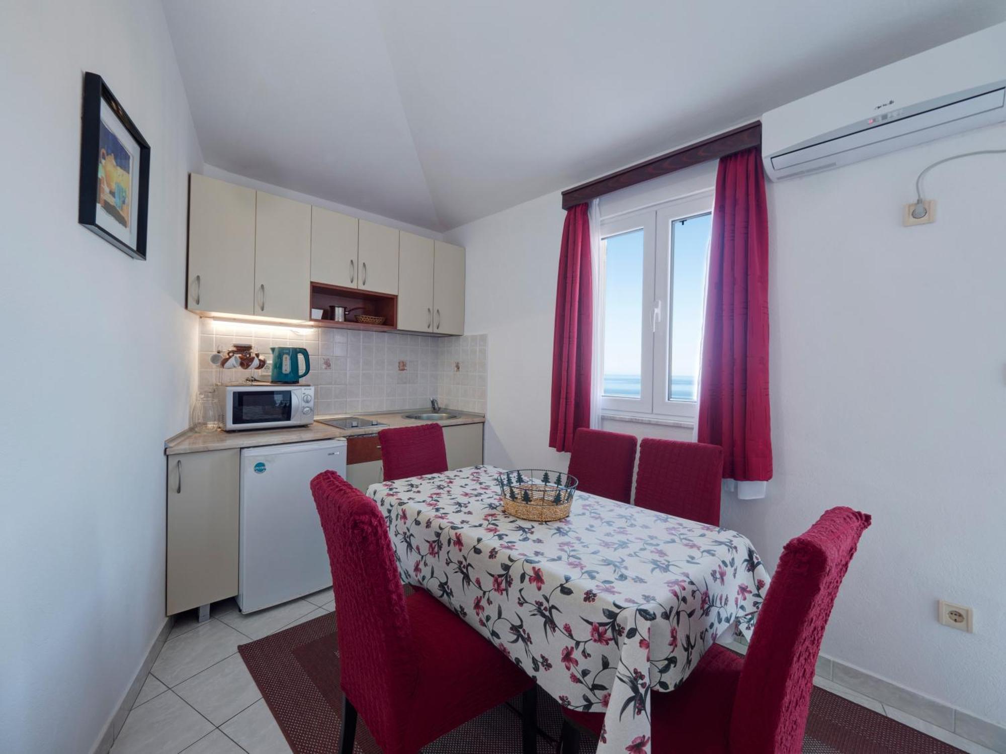 Apartments Marina 스베티스테판 외부 사진